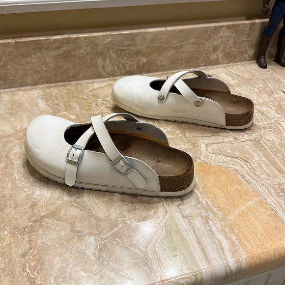 Birk’s - Picture 3 of 12